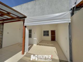 VENDE-SE CASA NA BARRA DOS COQUEIROS