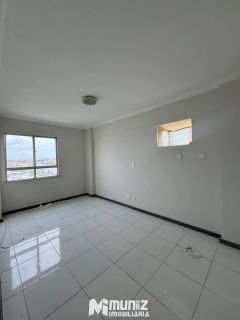 VENDE-SE APT NO COND PEDRAS  DO VALE