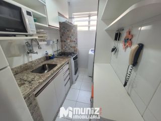 ALUGA-SE APARTAMENTO MOBILIADO NO COND. RECANTO DAS GARÇAS
