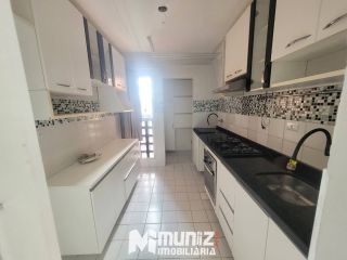 Apartamento Para Alugar com 3 quartos 1 suíte no Condomínio Monterrey
