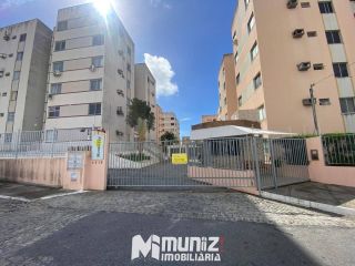 Apartamento Para Alugar com 3 quartos 1 suíte no Condomínio Monterrey- Suíssa