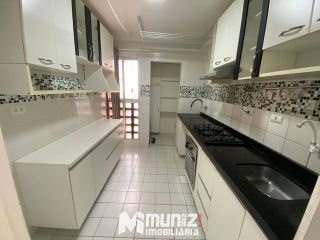 Apartamento Para Alugar com 3 quartos 1 suíte no Condomínio Monterrey- Suíssa