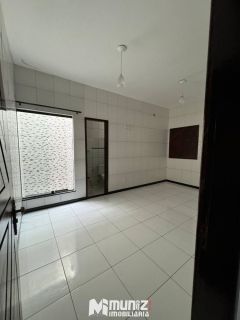 Casa Para Alugar com 2 quartos 1 Suíte no bairro São Conrado em Aracaju