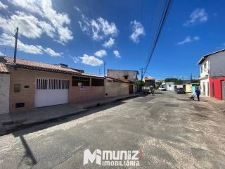 Casa Para Alugar com 2 quartos 1 Suíte no bairro São Conrado em Aracaju