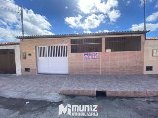 Casa Para Alugar com 2 quartos 1 Suíte no bairro São Conrado em Aracaju