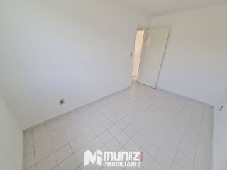 Apartamento Para Alugar com 2 quartos No Condomínio Rio Poxim
