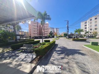 Apartamento Para Alugar com 2 quartos No Condomínio Recanto dos Pássaros