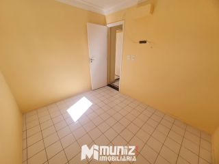 Apartamento Para Alugar com 2 quartos No Condomínio Recanto dos Pássaros