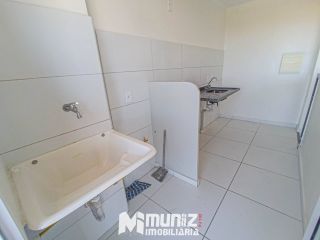 Apartamento Para Aluguel com 2 quartos 1 suítes na Barra Dos Coqueiros