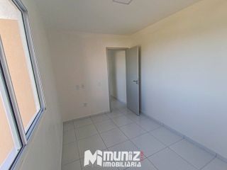 Apartamento Para Aluguel com 2 quartos 1 suítes na Barra Dos Coqueiros