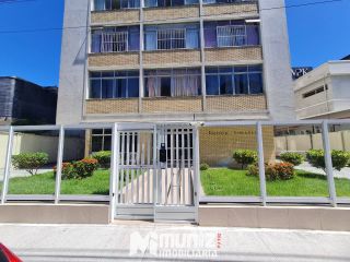 Apartamento Para Alugar com 3 quartos 1 suíte No Edifício Liberdade