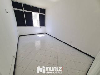 Apartamento Para Alugar com 3 quartos 1 suíte No Edifício Liberdade
