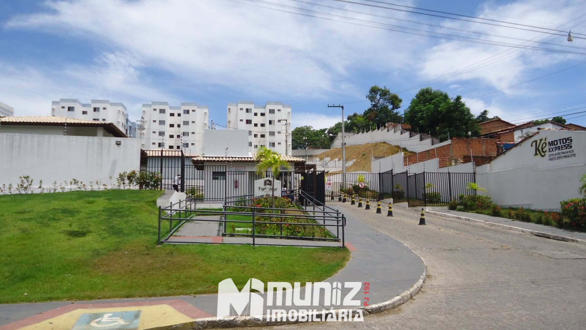 VENDE-SE OTIMO APT C/VARANDA NO PARK VIEW