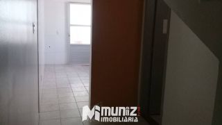 VENDE-SE  CASA C/02 PAVIMENTOS NO CIRURGIA
