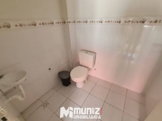 Ponto Comercial Amplo Disponível Para Aluguel No Bairro São José