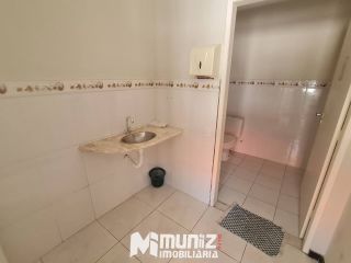 Ponto Comercial Amplo Disponível Para Aluguel No Bairro São José