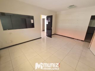 Ponto Comercial Amplo Disponível Para Aluguel No Bairro São José
