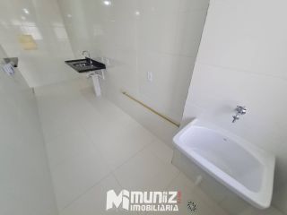Apartamento Para Alugar com 2 quartos 1 suítes No Condomínio Aruana Prime