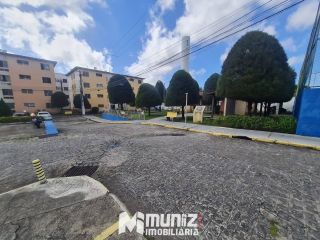 Apartamento Para Alugar com 2 quartos No Condomínio Rio Poxim
