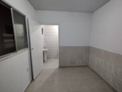 VENDE-SE CASA NO ORLANDO DANTAS, ANTIGA RUA B