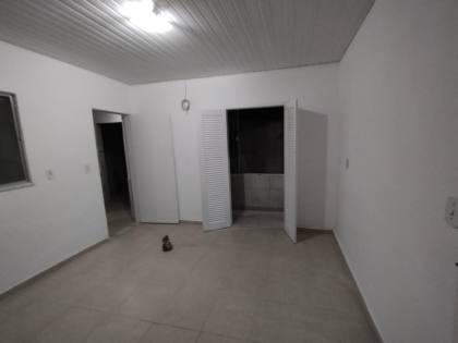 VENDE-SE CASA NO ORLANDO DANTAS, ANTIGA RUA B