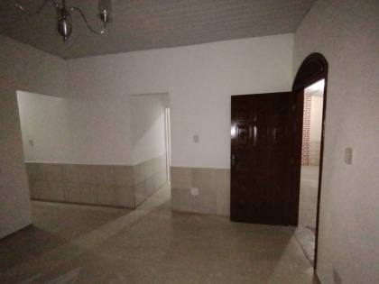 VENDE-SE CASA NO ORLANDO DANTAS, ANTIGA RUA B