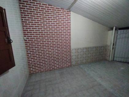 VENDE-SE CASA NO ORLANDO DANTAS, ANTIGA RUA B