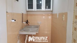 VENDE-SE EXCELENTE APT COM OTIMA LOCALIZAÇÃO NO JD DAS HORTENCIAS