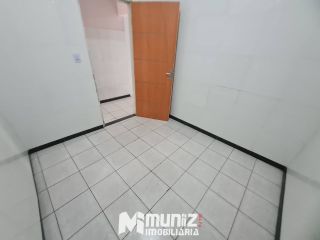 Casa Para Alugar com 2 quartos Na Rua Filadelfo Dorea - Bairro Industrial