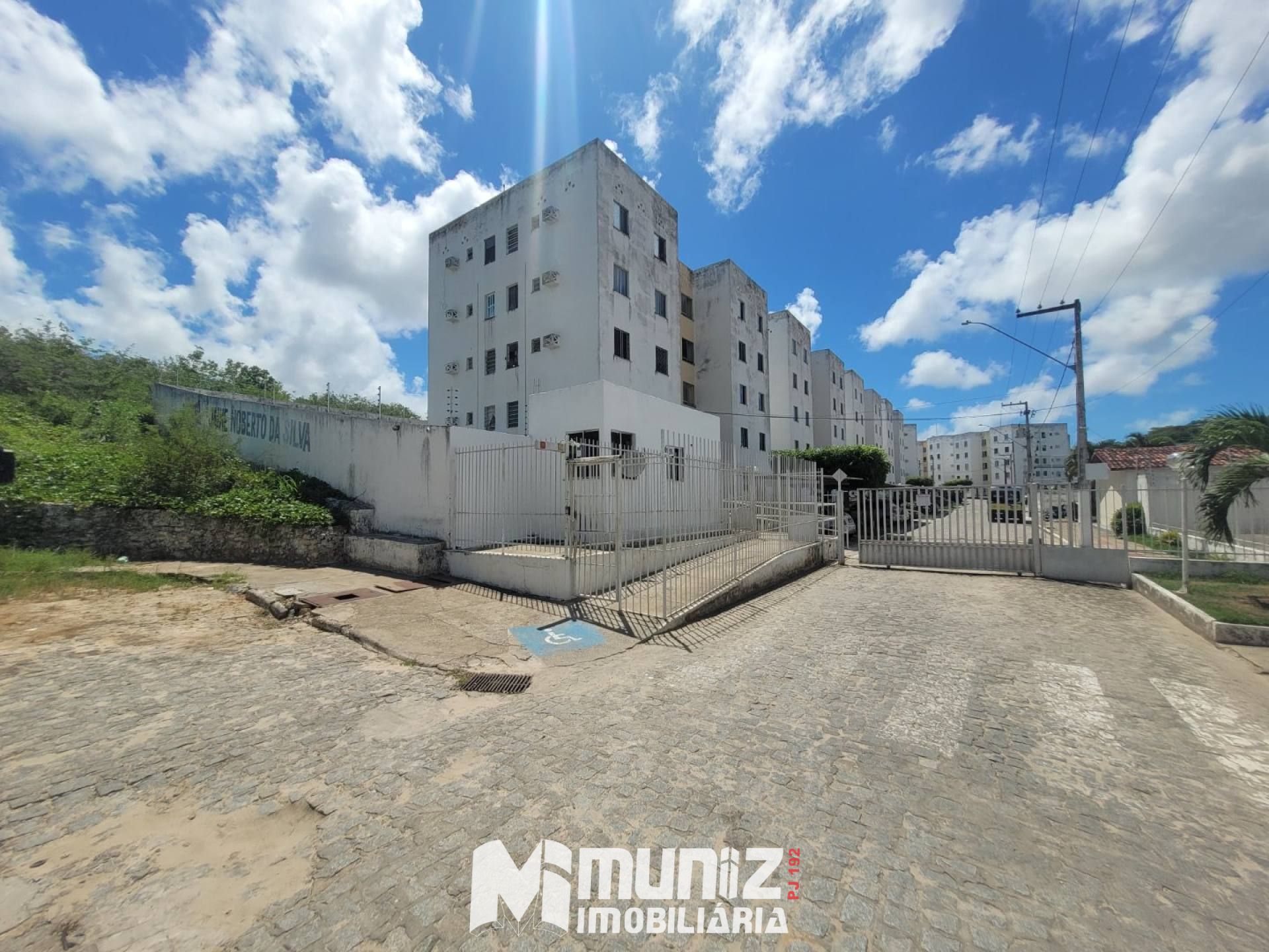 Apartamento Disponível Para Aluguel No Condomínio Jaime Noberto