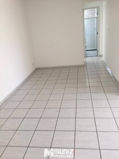 VENDE-SE OTIMO APT NO EDF JAIME ARAUJO