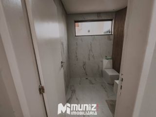 Casa Para Alugar com 3 quartos 3 suítes no bairro Grageru em Aracaju(Leia a descrição)
