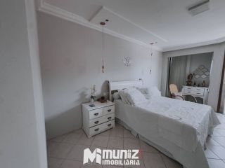Casa Para Alugar com 3 quartos 3 suítes no bairro Grageru em Aracaju(Leia a descrição)