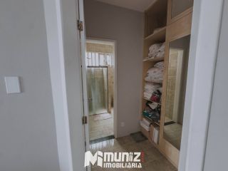 Casa Para Alugar com 3 quartos 3 suítes no bairro Grageru em Aracaju(Leia a descrição)