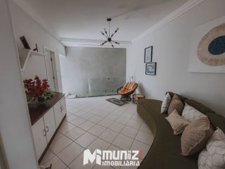 Casa Para Alugar com 3 quartos 3 suítes no bairro Grageru em Aracaju(Leia a descrição)