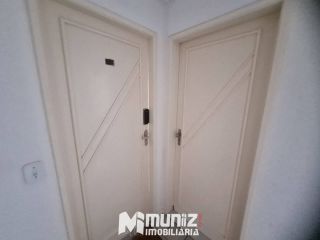 VENDE-SE OTIMO APT NO COND SOLAR PORT GRIMOND