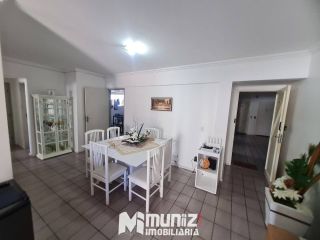 VENDE-SE OTIMO APT NO COND SOLAR PORT GRIMOND