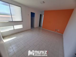 Apartamento Para Alugar com 2 quartos No Condomínio Rio Poxim