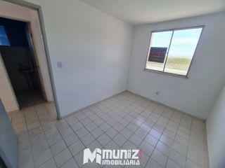 Apartamento Para Alugar com 2 quartos No Condomínio Rio Poxim