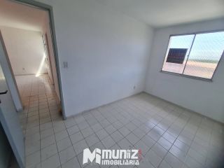 Apartamento Para Alugar com 2 quartos No Condomínio Rio Poxim