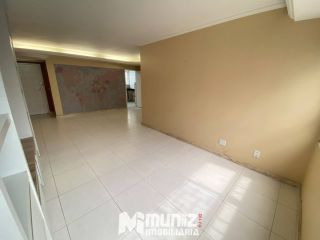 Excelente Apartamento Amplo No Condomínio Riviera.