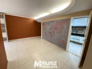 Excelente Apartamento Amplo No Condomínio Riviera.