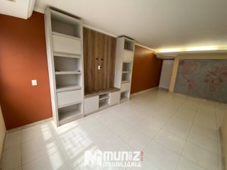 Excelente Apartamento Amplo No Condomínio Riviera.