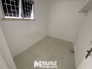 Excelente Apartamento Amplo No Condomínio Riviera.