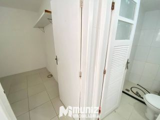 Excelente Apartamento Amplo No Condomínio Riviera.