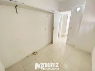 Excelente Apartamento Amplo No Condomínio Riviera.