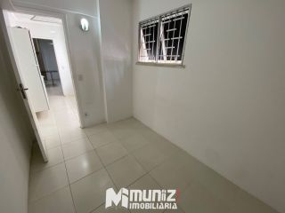 Excelente Apartamento Amplo No Condomínio Riviera.