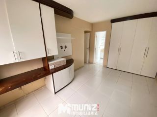Excelente Apartamento Amplo No Condomínio Riviera.
