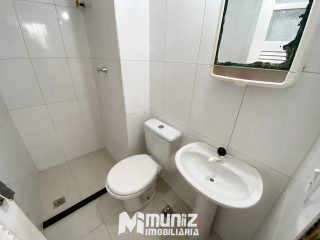 Excelente Apartamento Amplo No Condomínio Riviera.