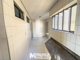 Excelente Apartamento C/ 145 m²- EDF. BIARRITZ PLAZA